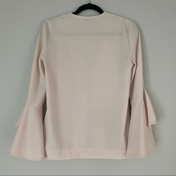 Tooshop Bell Sleeve Blazer - Picture 2 of 4